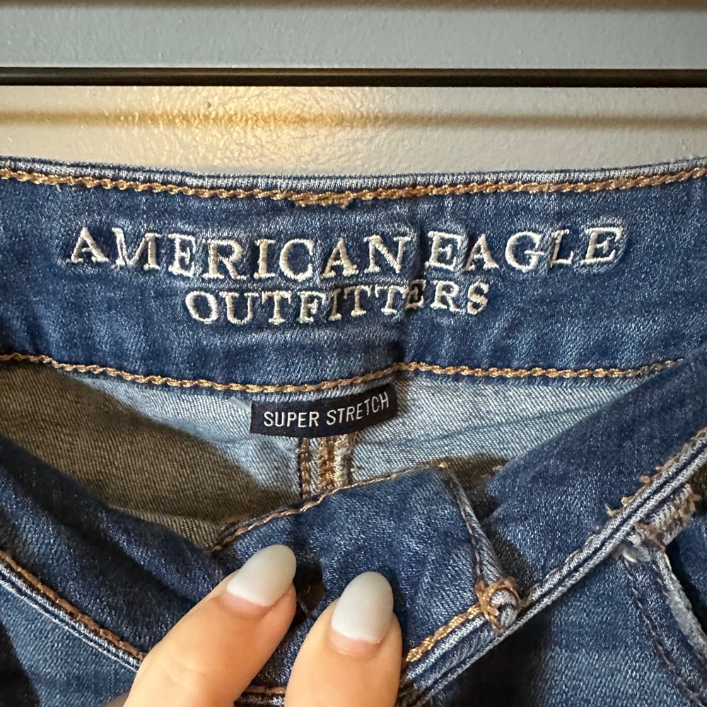 American Eagle Hi Rise Shortie - Picture 2 of 4